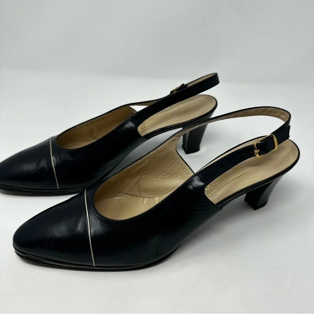 Vintage Bruno Magli for Saks Navy Leather Slingback Heels size 9 1/2 B - Picture 3 of 8
